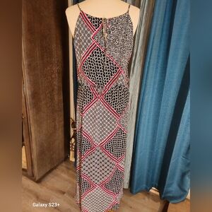 Women's Black and Red Patterned Dress